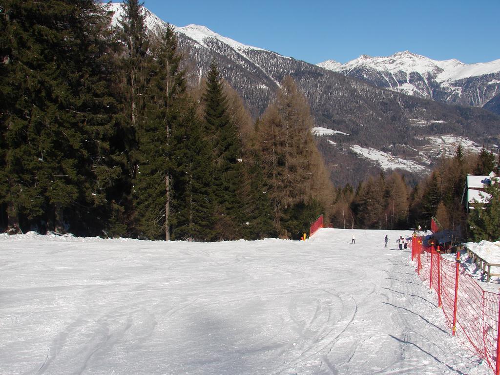 Nevesole Folgarida Resort Aparthotel Buitenkant foto