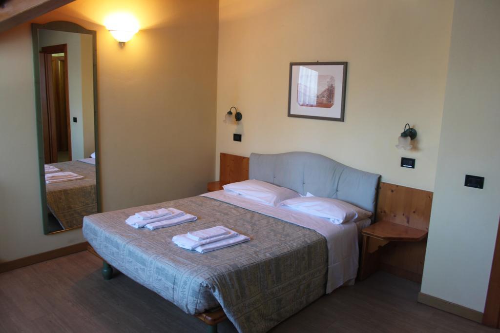 Nevesole Folgarida Resort Aparthotel Buitenkant foto