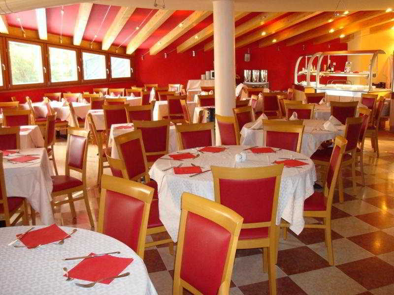 Nevesole Folgarida Resort Aparthotel Buitenkant foto